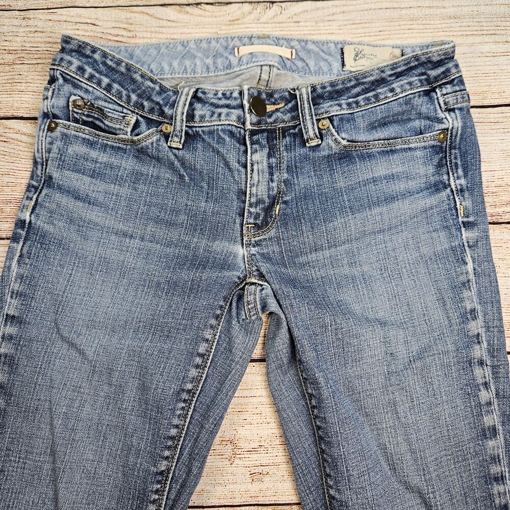 Gap Limited Edition Distressed Denim Jeans Women's Size 2R Medium Wash Flare